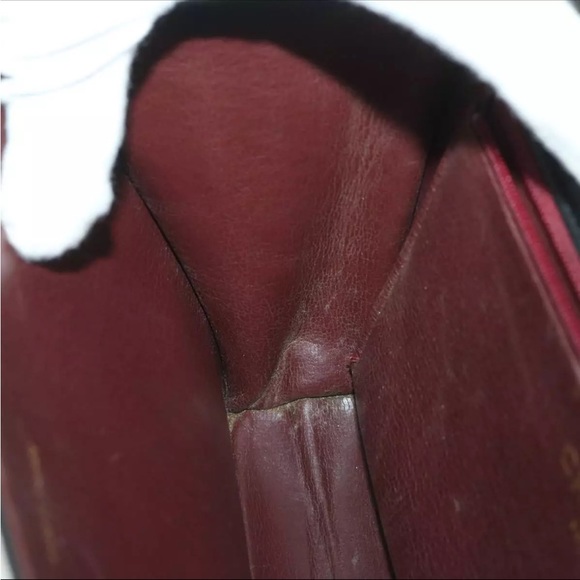 Chanel Shoulder Bag - Picture 15 of 16